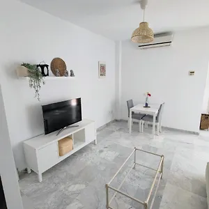 apartamento-para-dos-en-san-bernardo.es-andalucia.com/